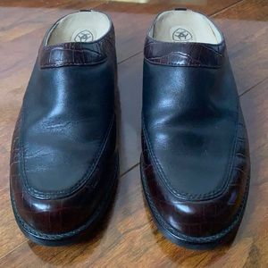 NEVER WORN- Ariat ATS Equipped Women’s Leather Clog- Size 7